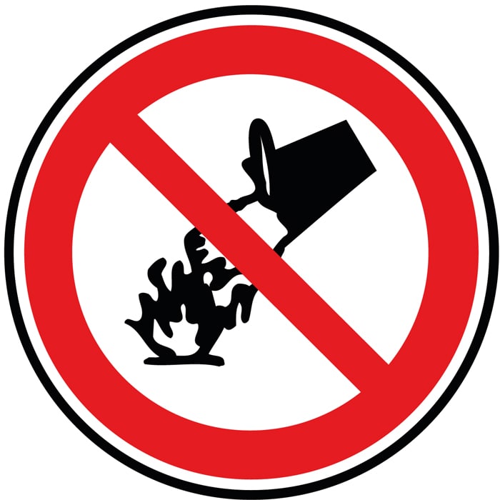 Pictogramme Interdit d' éteindre le feu